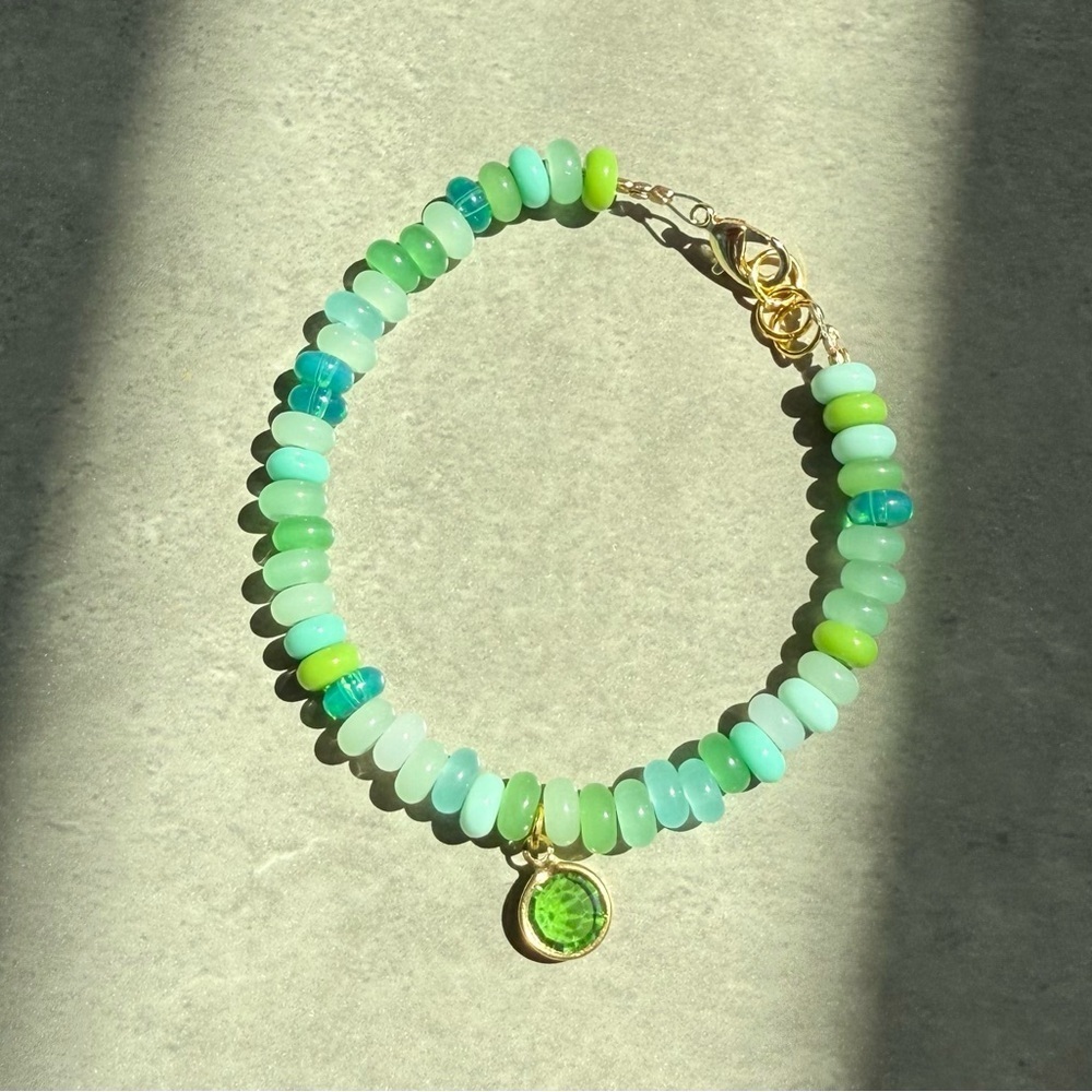 Green Glass Beaded Gem Charm Bracelet